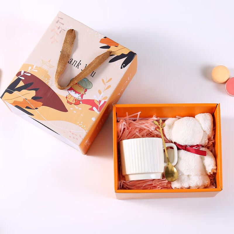 Ceramic Mug & Bear Towel Gift Set