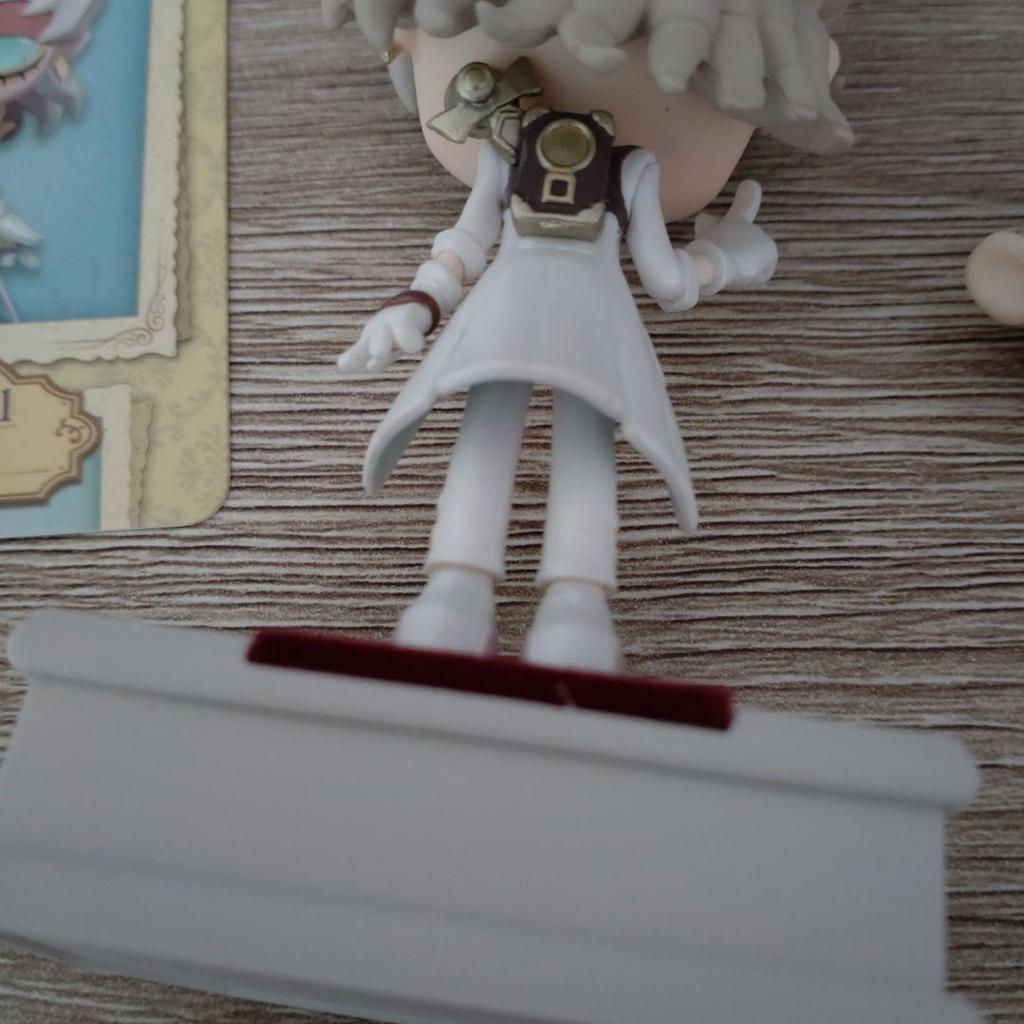 [USED] Prisoner Luca Figure Assembly Workshop Identity V