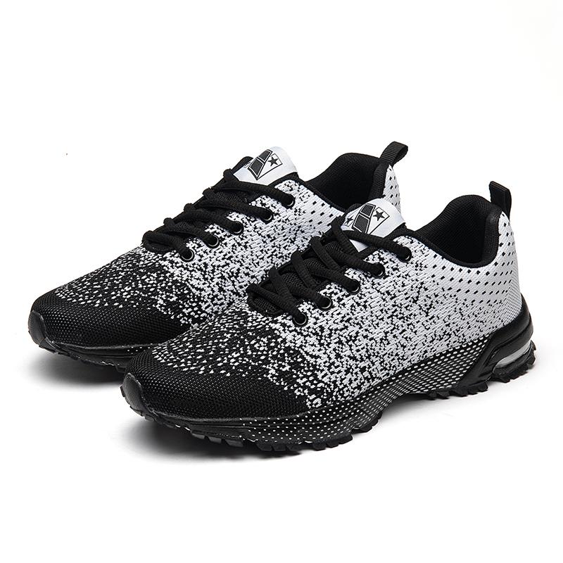 Lightweight Large Size Flying Line Running Shoes Fashion Mesh Flyknit Breathable Casual Outdoor Sneakers