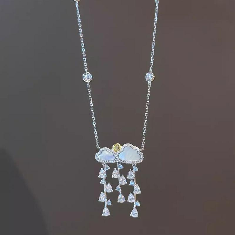 

Dreamy Sweet Style White Fritillaria Raindrop inlay Diamonds Tassel Necklace High Grade Luxury Exquisite Pendant Wedding Jewelry 45cm серебряный