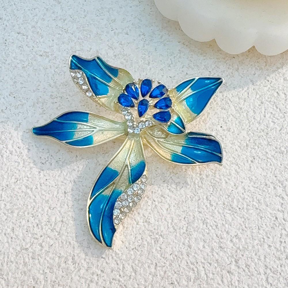 High-End Pearl & Rhinestone Butterfly Brooch for Women's Fashion Suits and Scarves