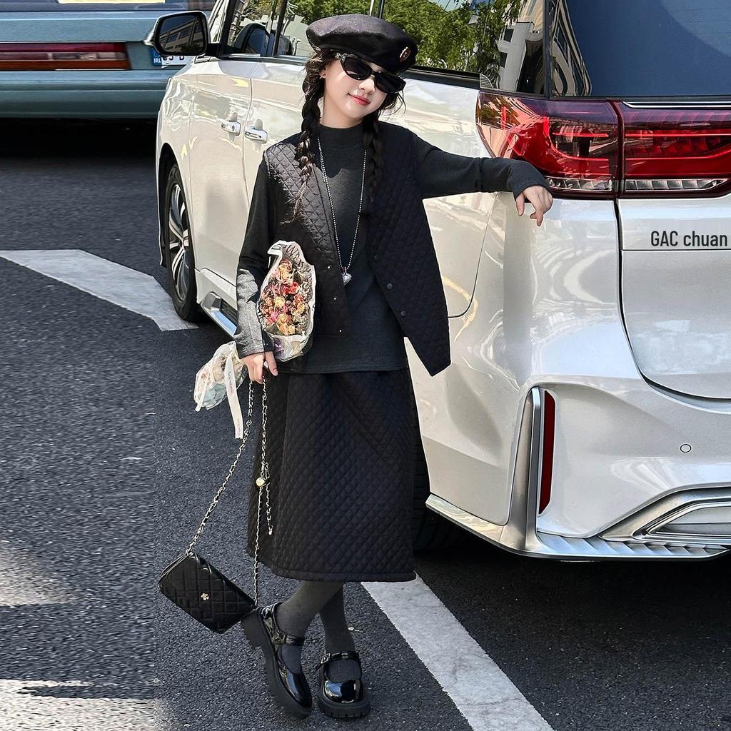 Set Vestă Matlasată și Fustă Midi pentru Fete - Modă Toamnă/Iarnă