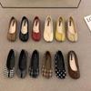 Large Size Flat-soled Doudou Single Shoes 22 Years Spring Horseshoe Split-toed Thumb Pig's Trotters Boat Shoes