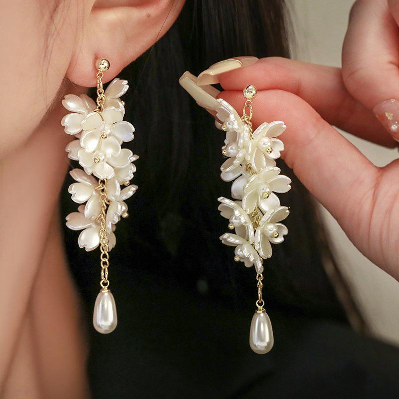 2025 Retro Blume Perle Quaste Ohrringe - Elegante Damen Luxus Hängeohrringe