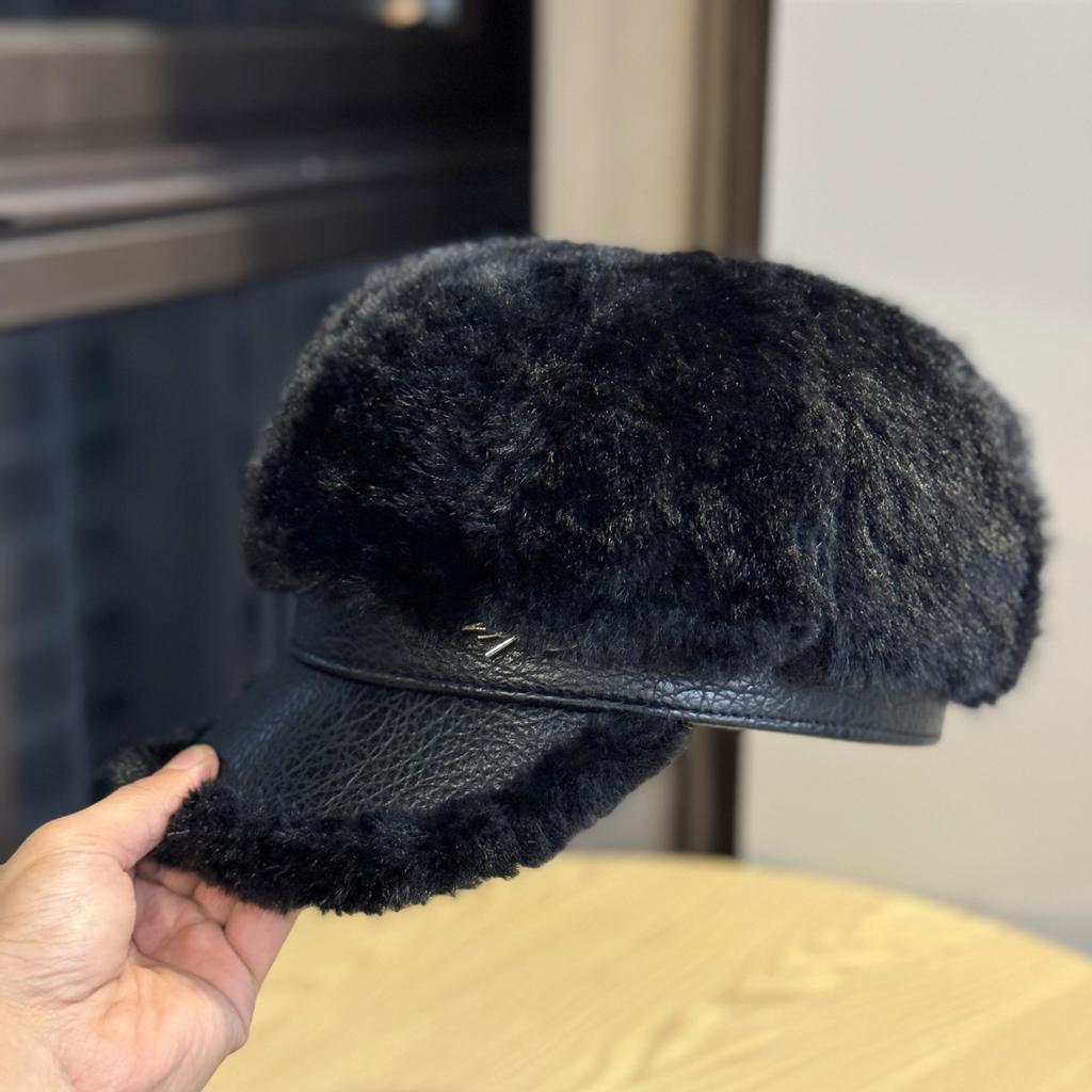 New Retro Splicing Octagonal Hat Women's Autumn and Winter Plush Warm Cap Autumn Winter Fashion Accessory Beret Cap for Women