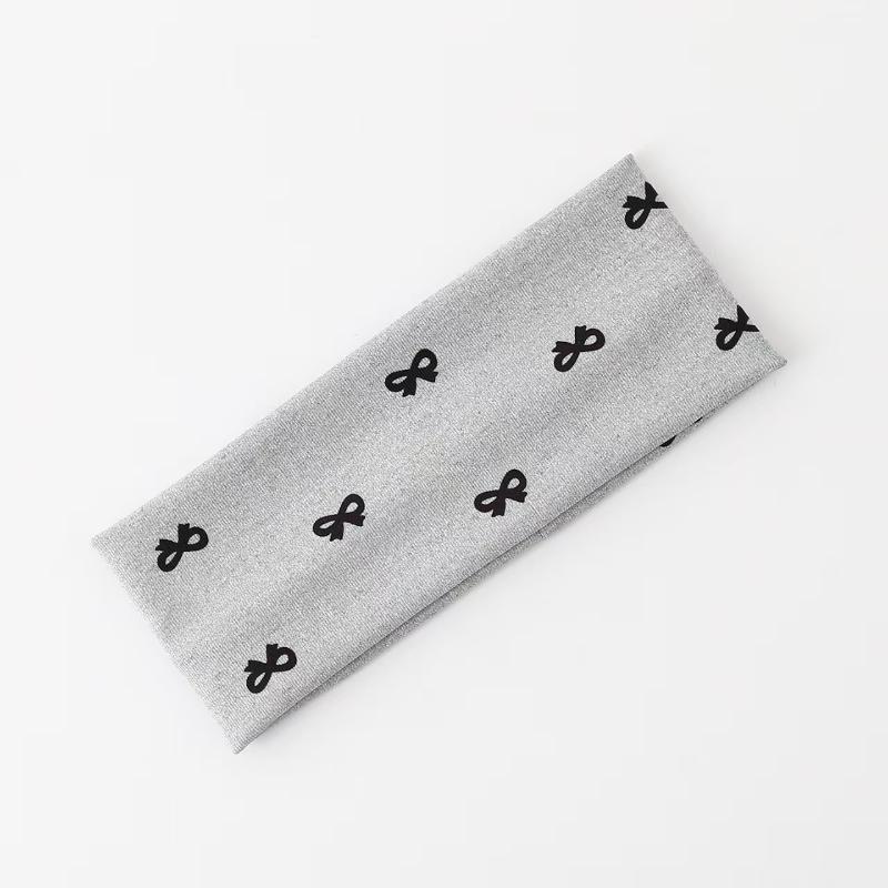 Trendy Women’s Y2K Wide Bow Hairbands for Yoga and All-day Fashion