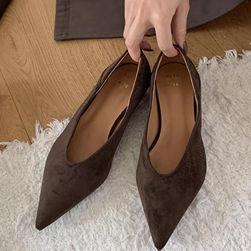 2026 Spiss Tå Dame Loafers Sko Flats Grunn Mote Sko Sexy Høst Dame Sandaler Designer Fritid Komfortabel Chaussure Femme