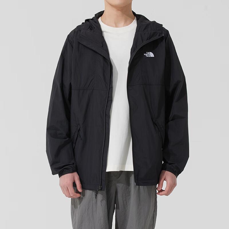 The North Face Men s Lightweight Summer Jacket L