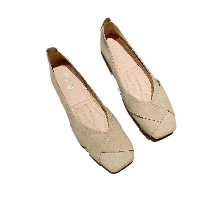 Single shoes summer and autumn square head comfortable versatile apricot light mouth one-pedal single shoes
