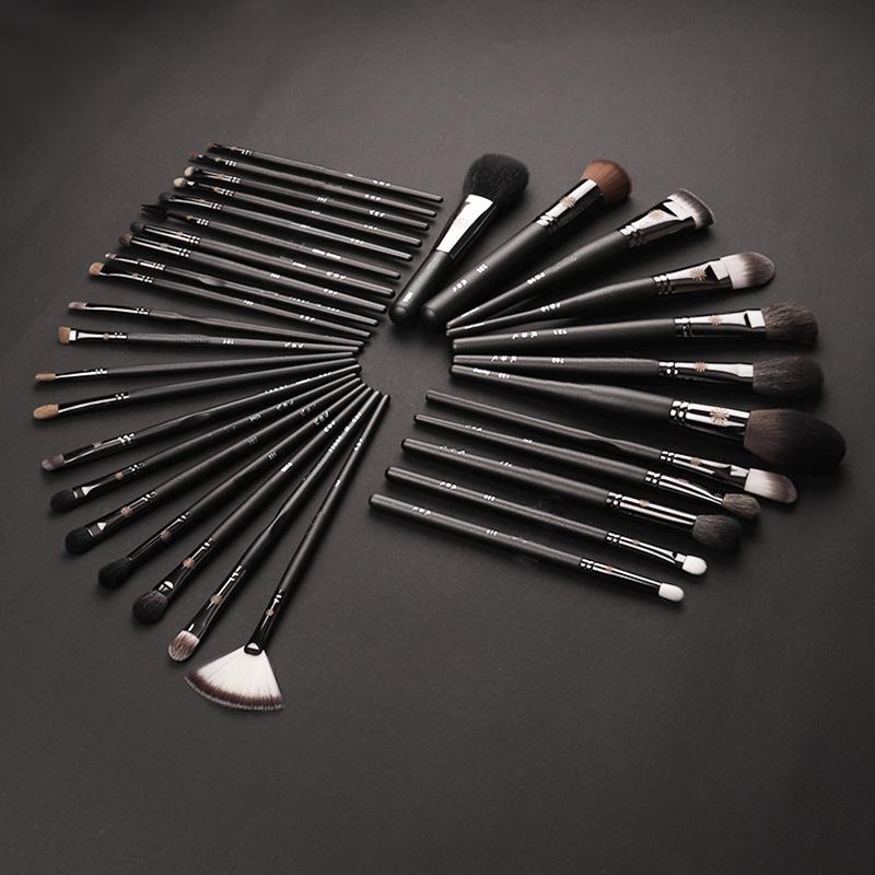 Picasso Makeup Brush Set: Eyeshadow, Wool Animal Hair, Nose Shadow, Concealer, Blush Brushes.