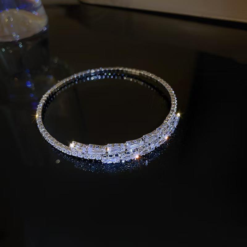 Zircon Bow Open Bangle: Stylish and Versatile Bracelet for Women