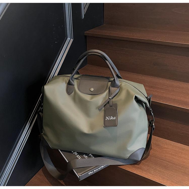 Expandable Lightweight Multi-Purpose Travel & Sports Bag