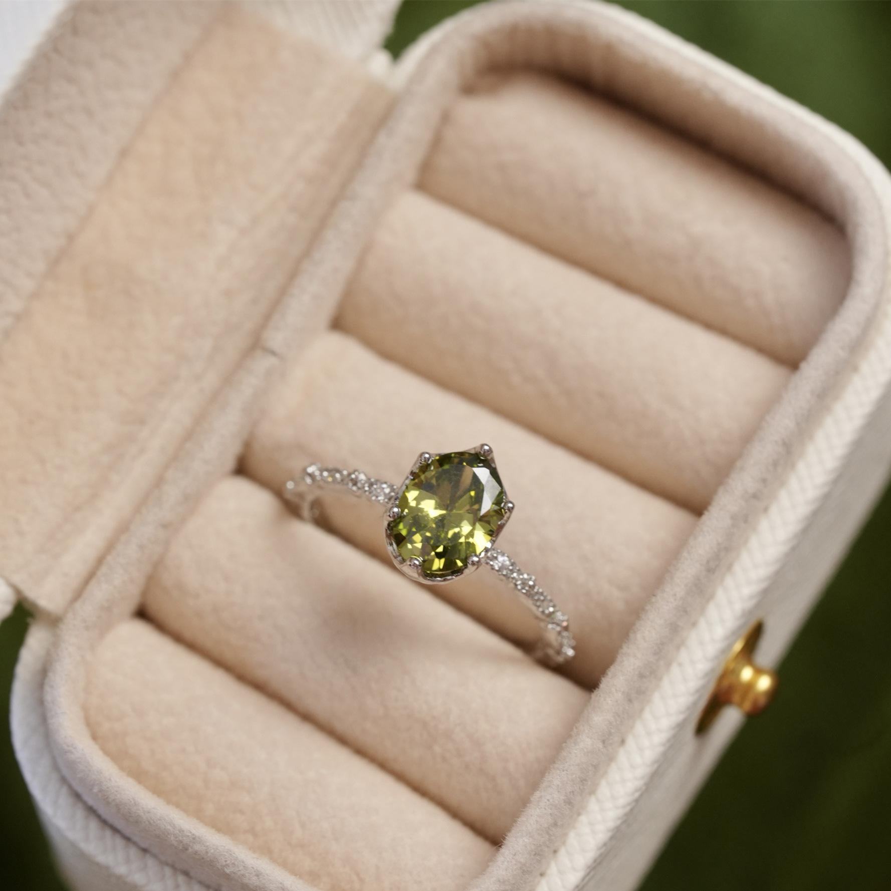 

[Норвежский лес] Французское ретро оливково-зеленое цирконовое кольцо женское легкое роскошное изысканное с высоким чувством регулируемое кольцо Opening adjustable