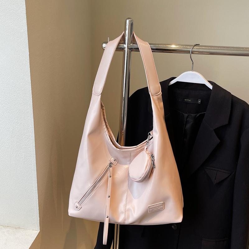 Large-capacity bag women's summer new niche casual versatile shoulder underarm bag commuter tote bag