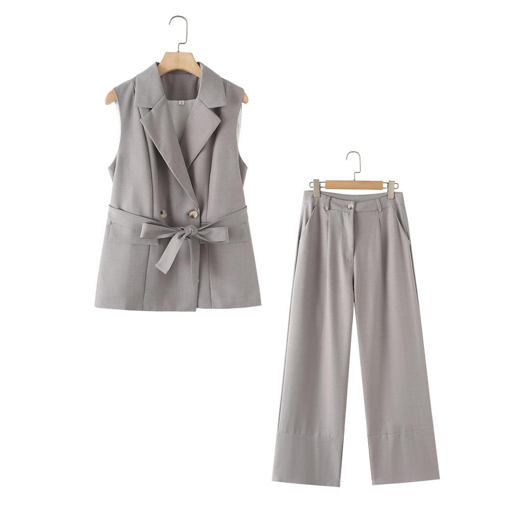 

Женский жилет без рукавов с поясом и комплект длинных брюк Осень/Зима 2024 Small серый