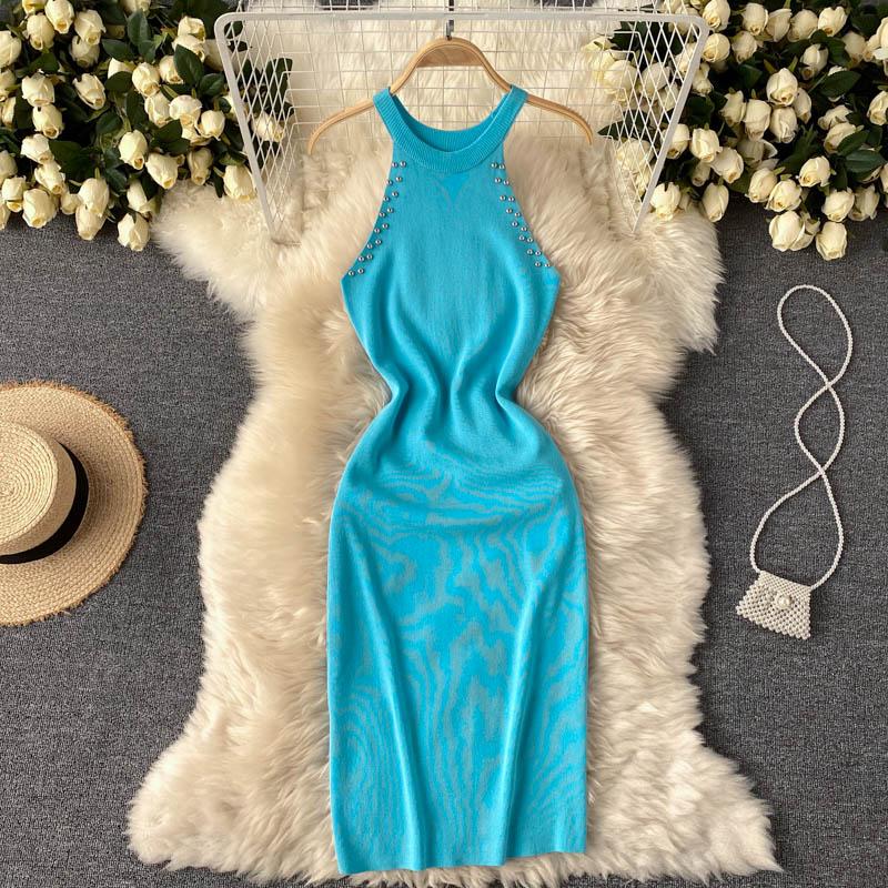 

Новые женские платья лета 2022 года