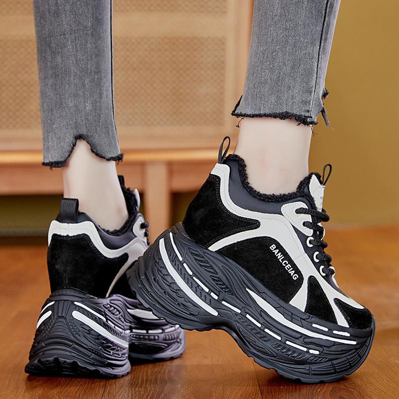 Innere Höherlegung 1 neue atmungsaktive Dad-Schuhe dicke Sohle Netz kleine Sport- und Freizeitschuhe A
