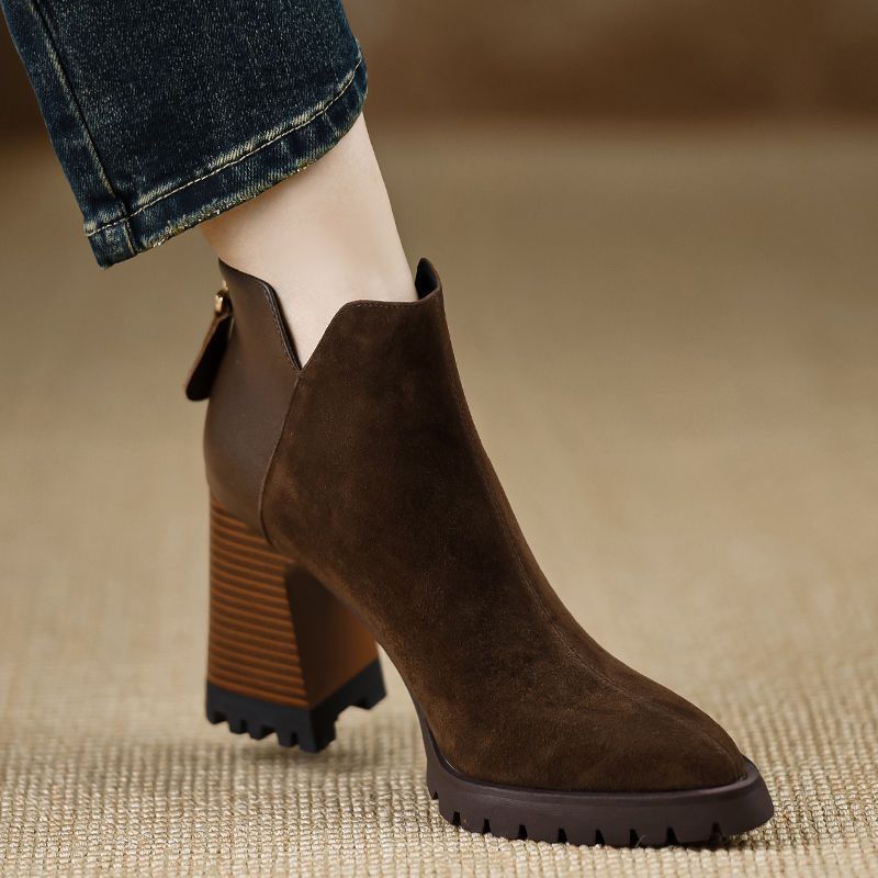 

Ретро ботинки Мартин женские весна и осень новые на толстой подошве модные с острым носком на толстом каблуке водонепроницаемые на задней молнии универсальные короткие ботильоны на высоком каблуке 39