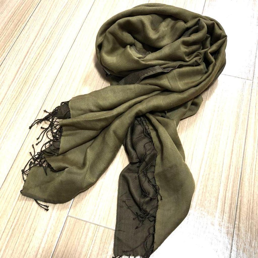 Used  Rare Giorgio Armani Cashmere Silk Large Stole Scarf Unisex