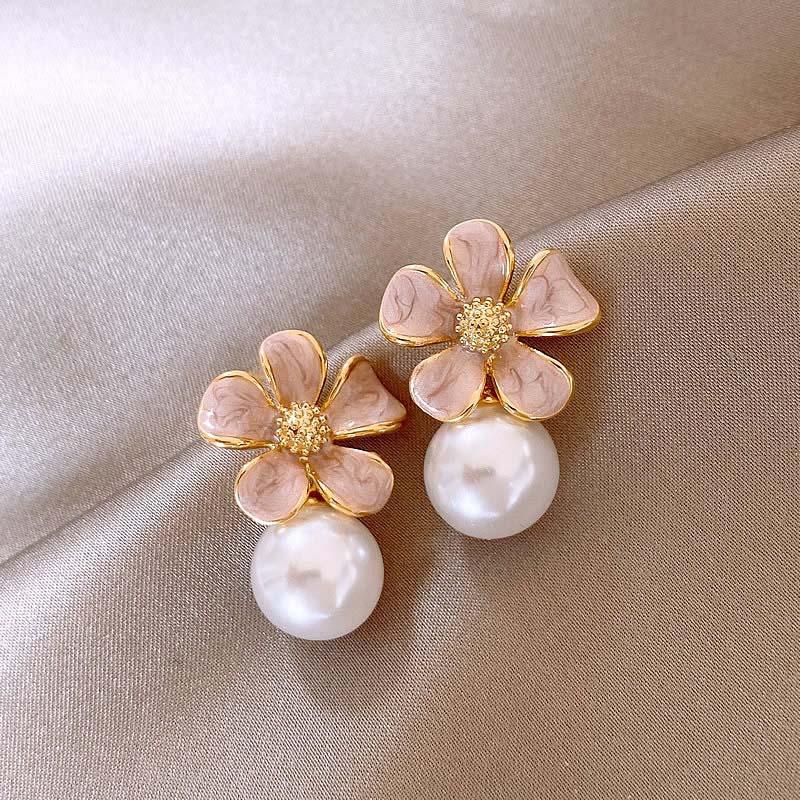 Vintage Metal Pearl Flower Drop Earrings for Women Exquisite Brown Drip Oil Irregular Petal Temperament Earrings Wedding Zircon