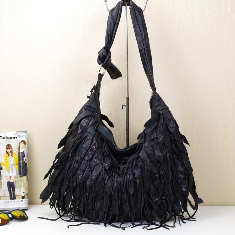 Borsa a Spalla Hobo da Donna in Vera Pelle Nera a Righe con Nappa