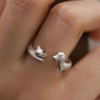 Cat And Dog Ring Adjustable Alloy Open Ring Pet Memorial Ring Cat Dog Paw Hug Ring Jewelry Gift for Pet Lovers