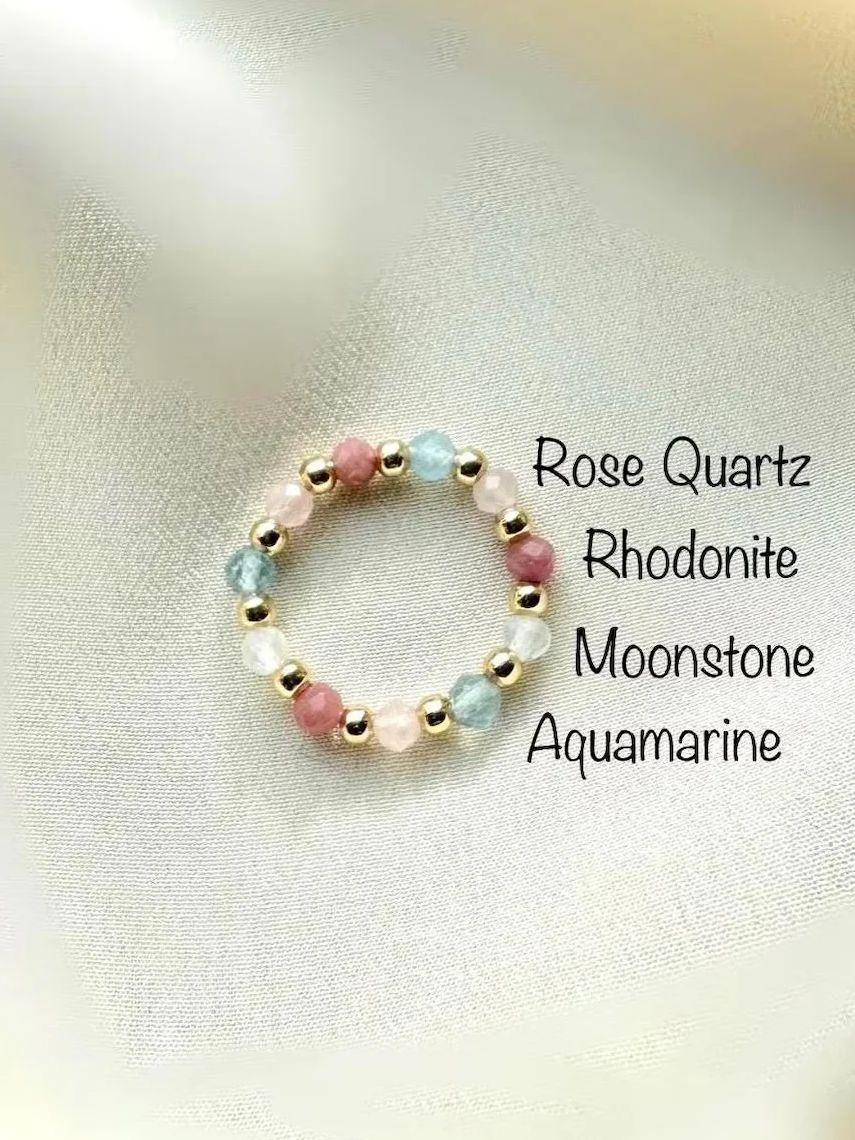 

Vlen Boho Beaded Ring for Women Natural Gemstone Ring Dainty Gold Bead Stackable Ring Minimalist Jewelry for Daily Wear & Gift Elastic Stretch
