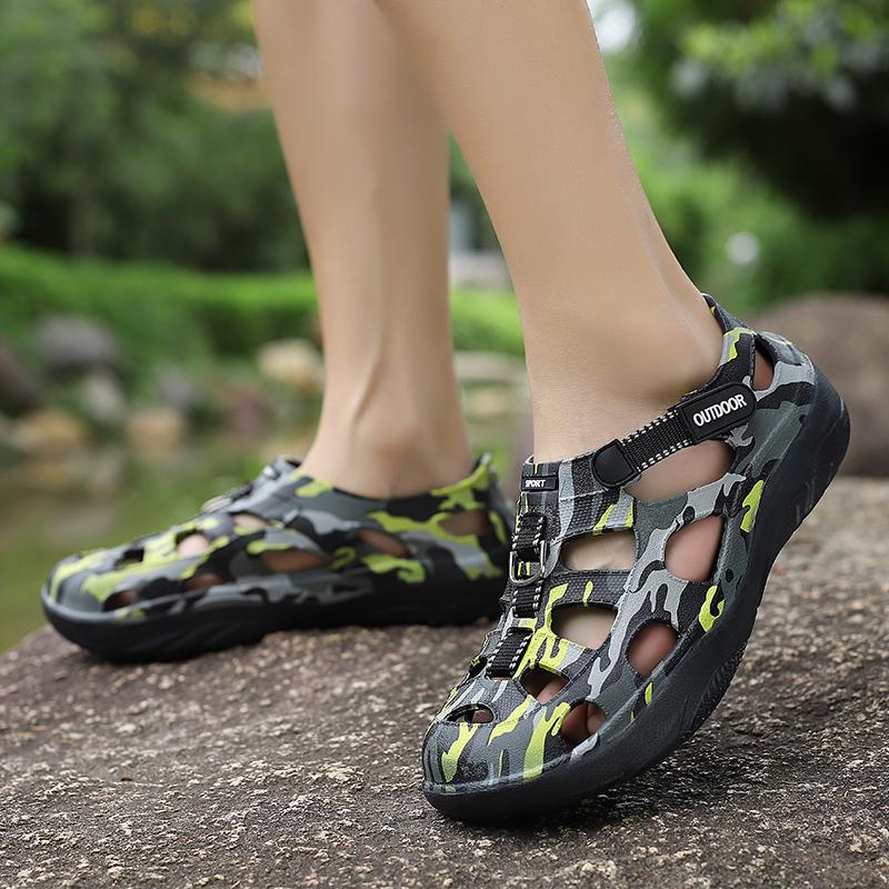 Fashion Summer Platform EVA Sandals Utralight Outdoor Non-slip Thick Soles Men Sandals Comfortable Soft Men Beach Shoes Zapatos Hombre