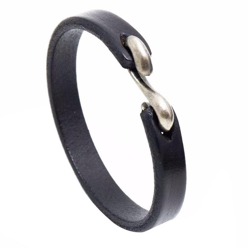 Men's and Women's Retro Trend S Buckle Leather Bracelet, The Jewelry Is Really Simple Leather Bracelet