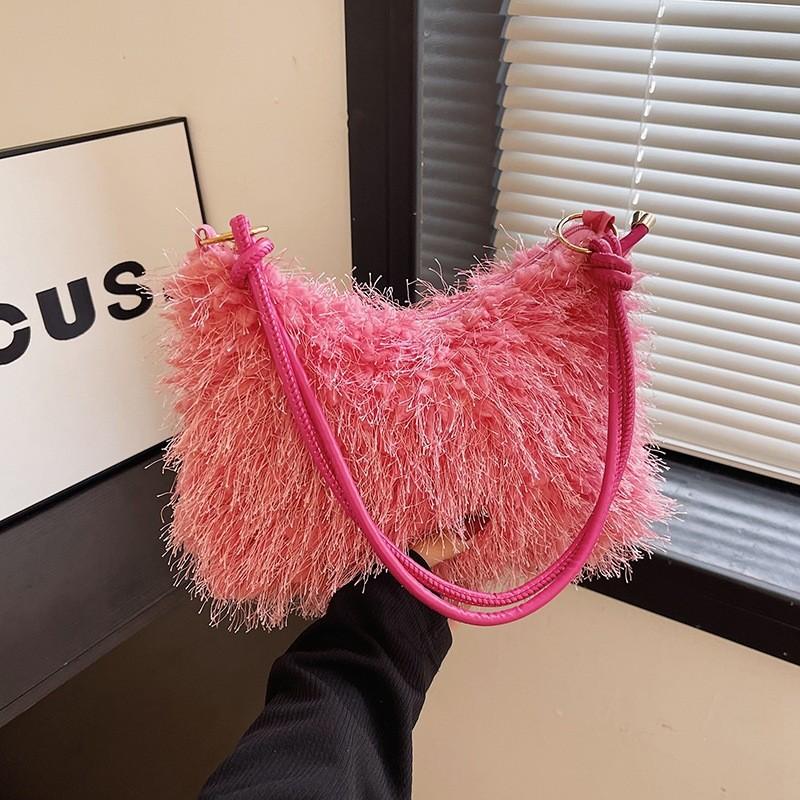 Chic Vintage Plush Handbag For Women Stylish Simple Shoulder Bag In Black White Pink