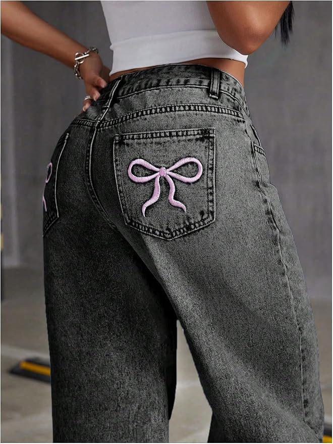 Jeans Dritti da Donna Y2K a Vita Alta con Ricamo a Fiocco - Larghi, Lunghi e Modellanti