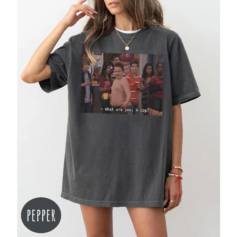 

Gibby What Are You, A Cop Shirt, Tv Show Meme Tee Summer Men s and Women s Loose and Breathable T-shirt Top 5XL різнокольоровий