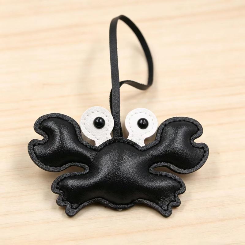 Creative Crab Keychain Scratch Resistant PU Leather Key Ring Hawaii Trip Souvenir Perfect Gift for Collectors