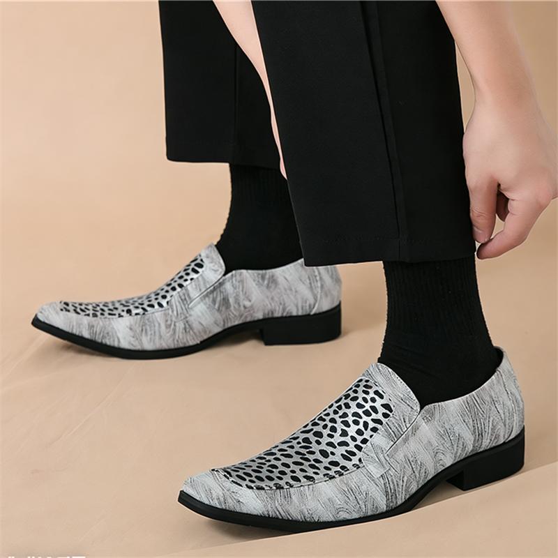 Trendy Britain Gentleman Pointed Leopard Pattern Patchwork Casual Dress Derby Shoes for Men Formal Wedding Homecoming Footwear