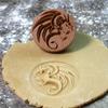 Holz Ausstechform Ausstecher Kekse Stempel Niedlicher Tannenzapfen Blume 3D Kuchen Prägeform Lebkuchen Gebäck- und Backzubehör