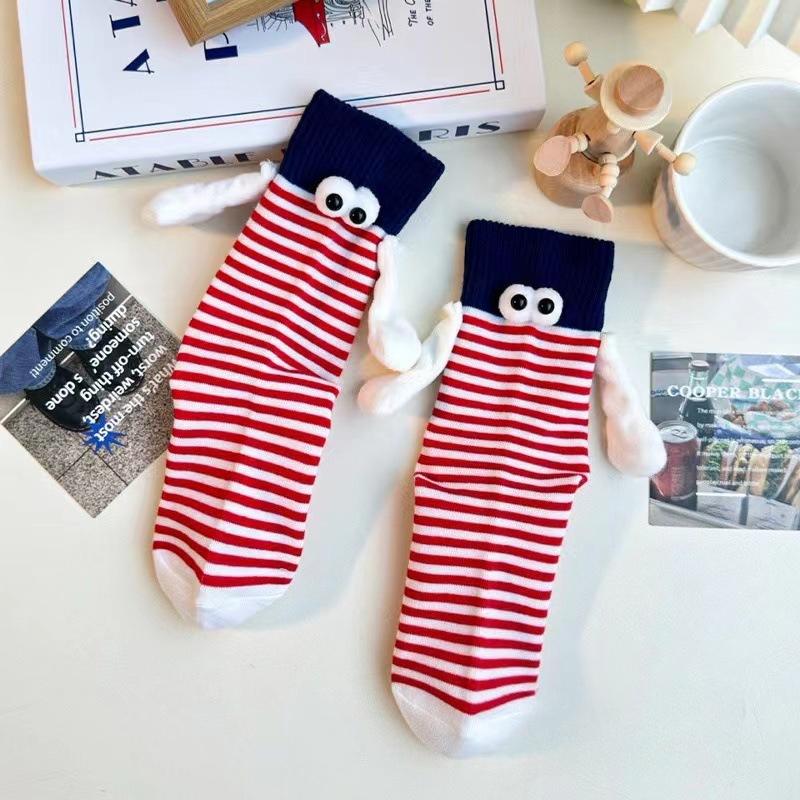 

Striped Personalized Socks for Women Dopamine Colored Magnetic Suction Hand-in-hand Couple Best Friend Center Tube One Size