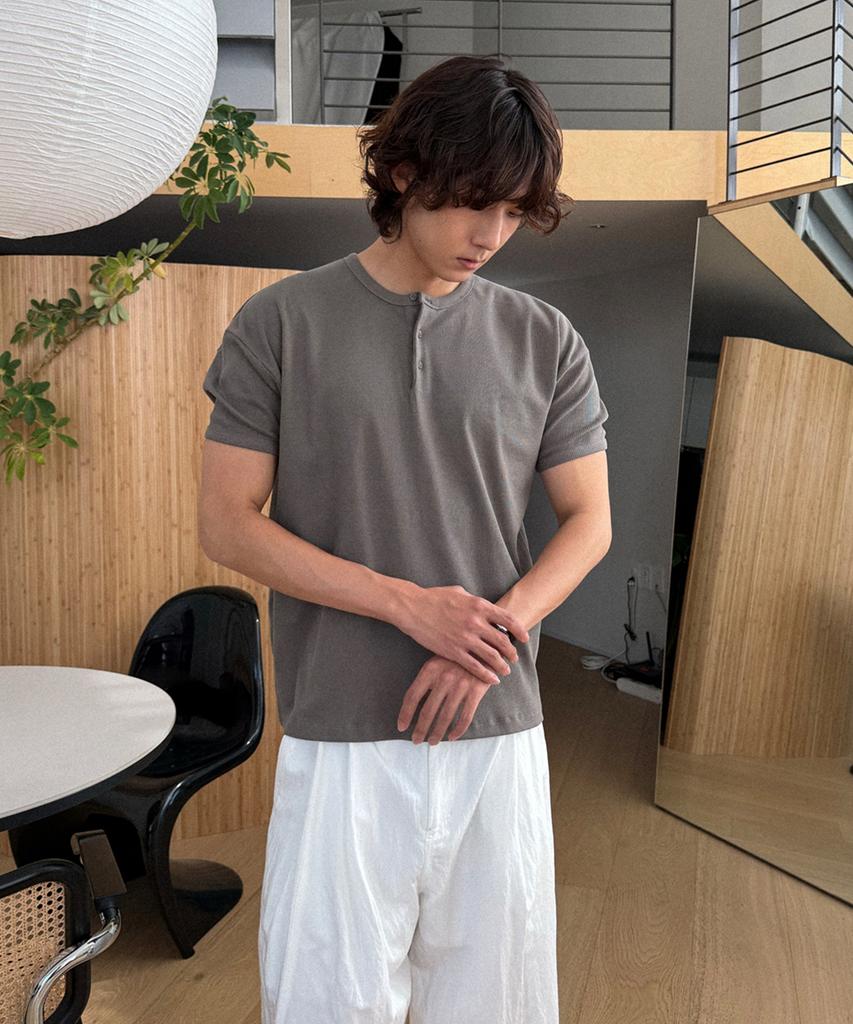 MOOD INSIDE Ribbed Muscle Henley Neck Half Tee_8 Colors (B Type)
