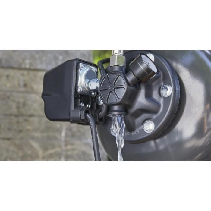 GARDENA Groupe de surpression 3700/4 – 800W – Débit max 3700l/h &amp; pression max 4.1bar – Extension de garantie 5 ans (9023-20)