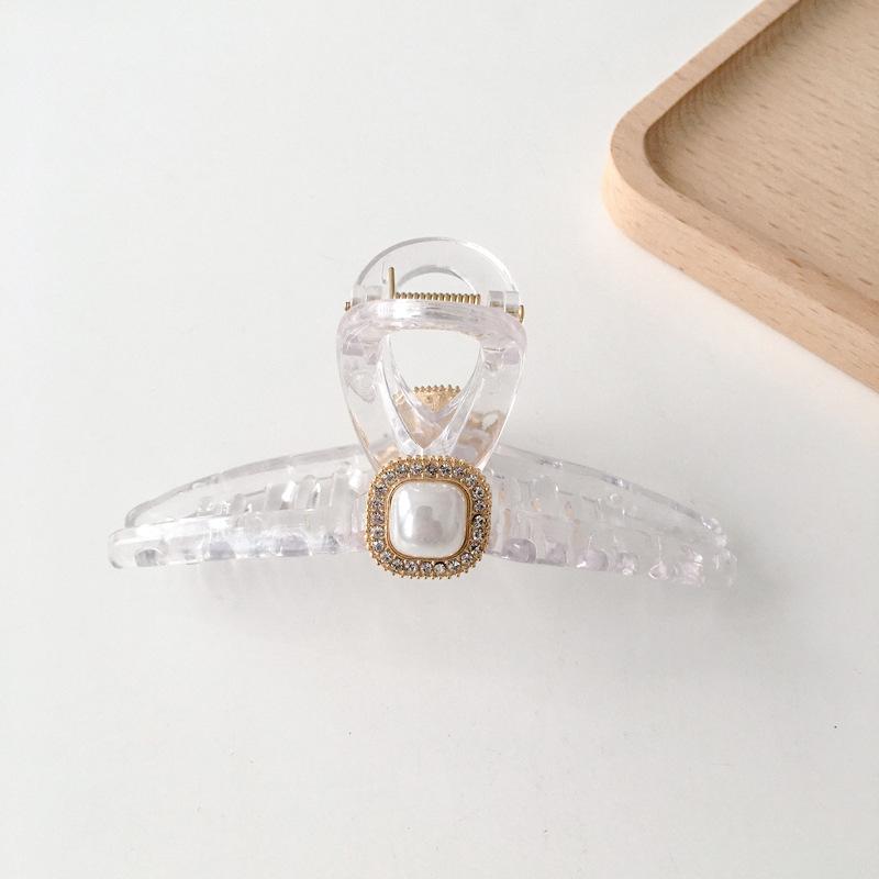 

Lightweight And Durable Hair Claw Clip For Girls With Stylish Heart Elements And Beautiful Design Clear Rectangle