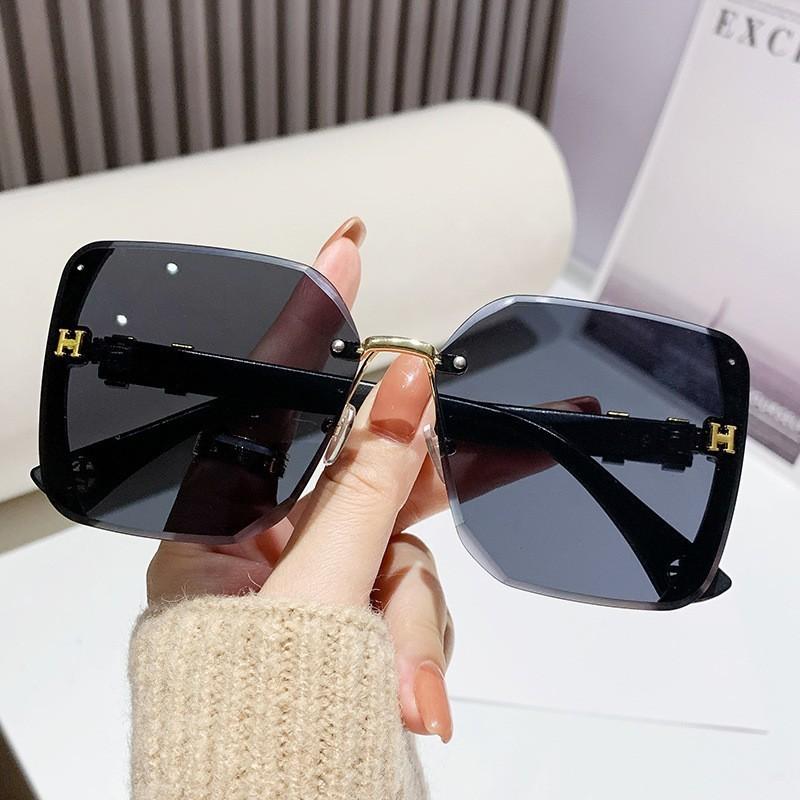 

Large Frame Trimmed Box Sunglasses Women s Glitter Gypsy H Home High-end Casual Versatile Metal Women s Sunglasses