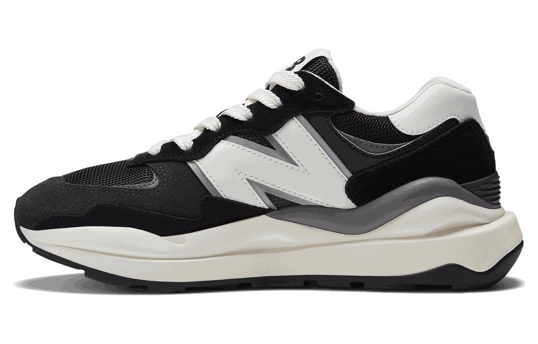 57/40 Wmns New Balance Black Sea Salt Women s W5740SLB 36
