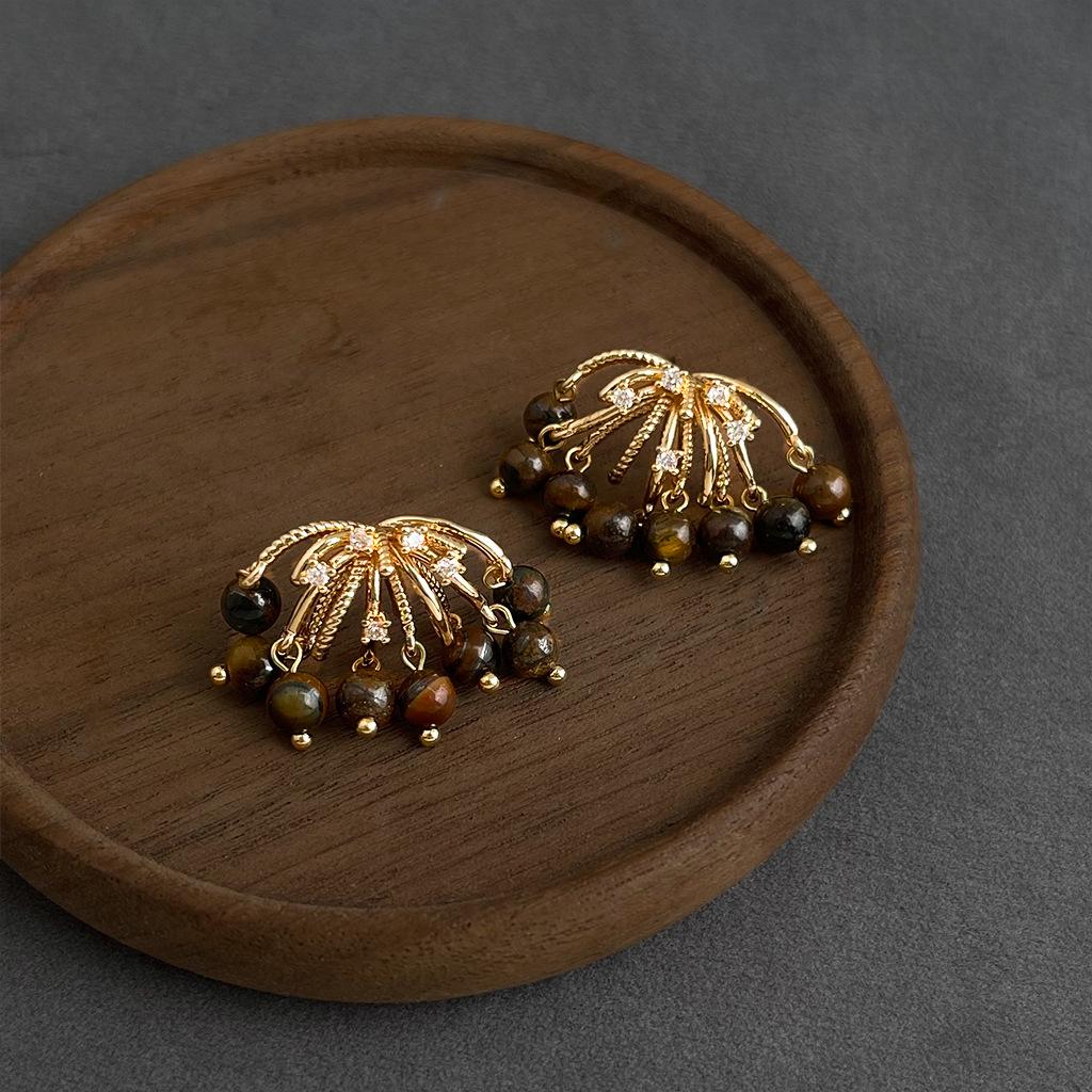 Retro Melaard Tiger's Eye Handmade French Light Luxury Stud Earrings for Women