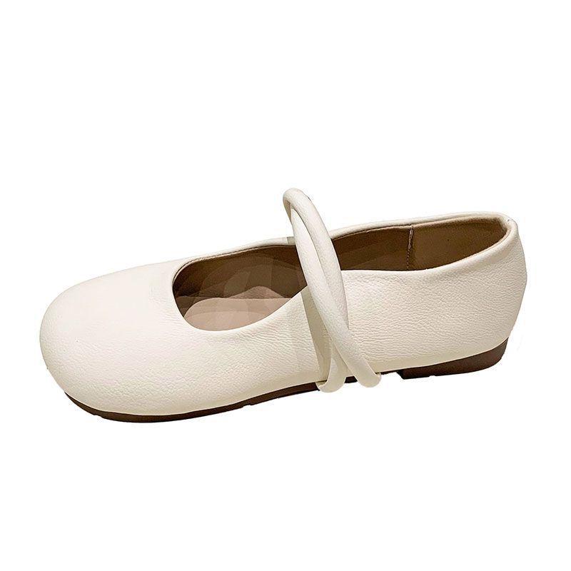 Round-headed Doudou shoes women's soft soles will be new in the autumn of 2025, one-word buckle gentle evening flat-bottomed fairy shallow mouth sing
