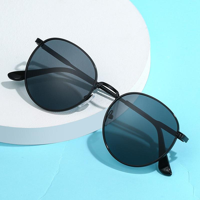 Retro High Quality Metal Round Sunglasses Women Luxury Brand Designer Small Frame Alloy Glasses Men Classic Mujer