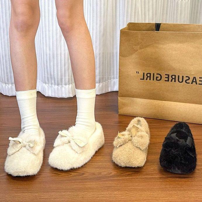 Ett-pedal mössskor dam vinter sammet bomullsskor 2025 nya rosett mink håriga skor dam ytterplatta skor