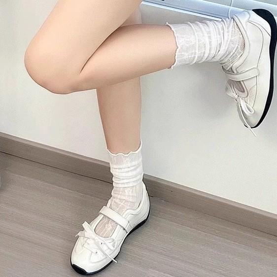 Inner height increase silver single shoes women's 2025 new summer black and white color matching ballet shoes women's light mouth casual shoes women