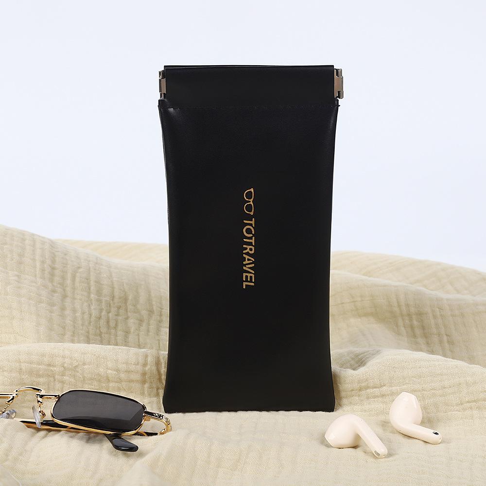 Spring Clip Red Envelope Multifunction Organizer: Portable Data Cable & Jewelry Holder with Auto Closure Coin Pouch