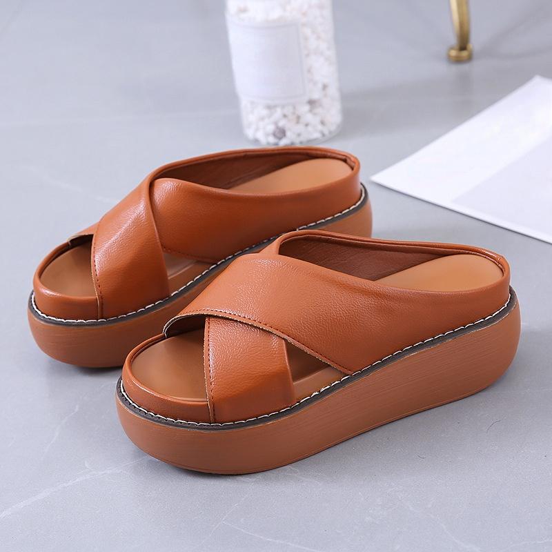 Fashion Summer Shoes Woman 2025 Fashion Platform Slippers Slides Women Designer Sandals Ladies Casual Slip-on Thick Heel Beach Shoes