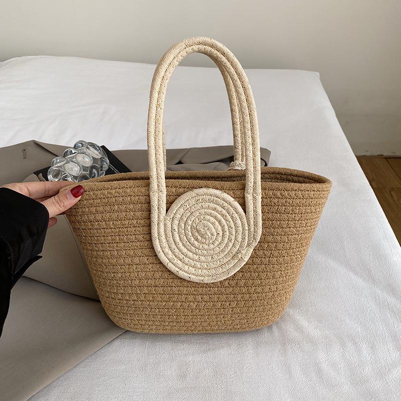 Woven Large-capacity Fashion Casual Bag 2025 Spring New Foreign Style Shoulder Underarm Bag Straw Woven Tote Bag Women's Bag