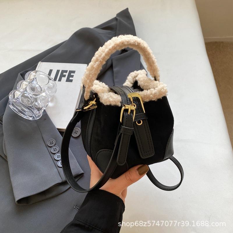 Shoulder bag women's 2025 autumn/winter new casual retro plush bag versatile mini bag wool handbag crossbody bag